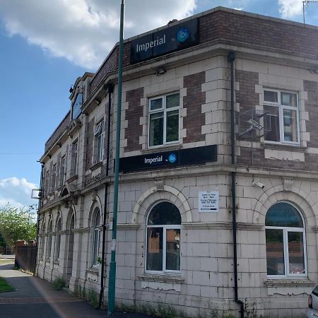 Imperial Salford Hotel Manchester Exterior photo