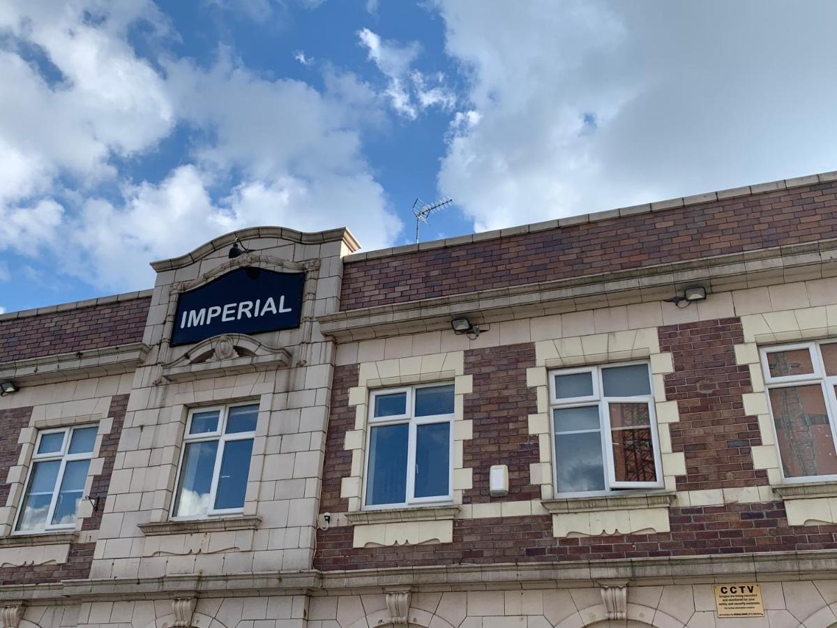 Imperial Salford Hotel Manchester Exterior photo